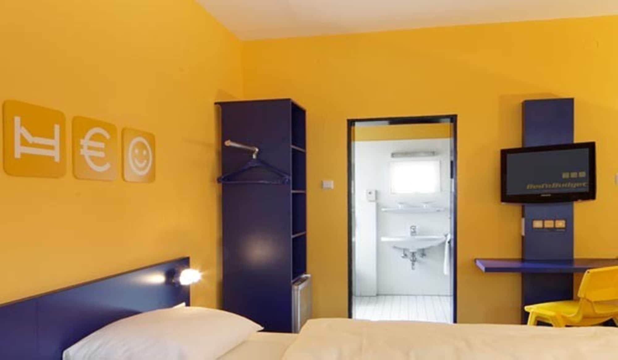 Bed'nbudget Expo-hostel Hostel