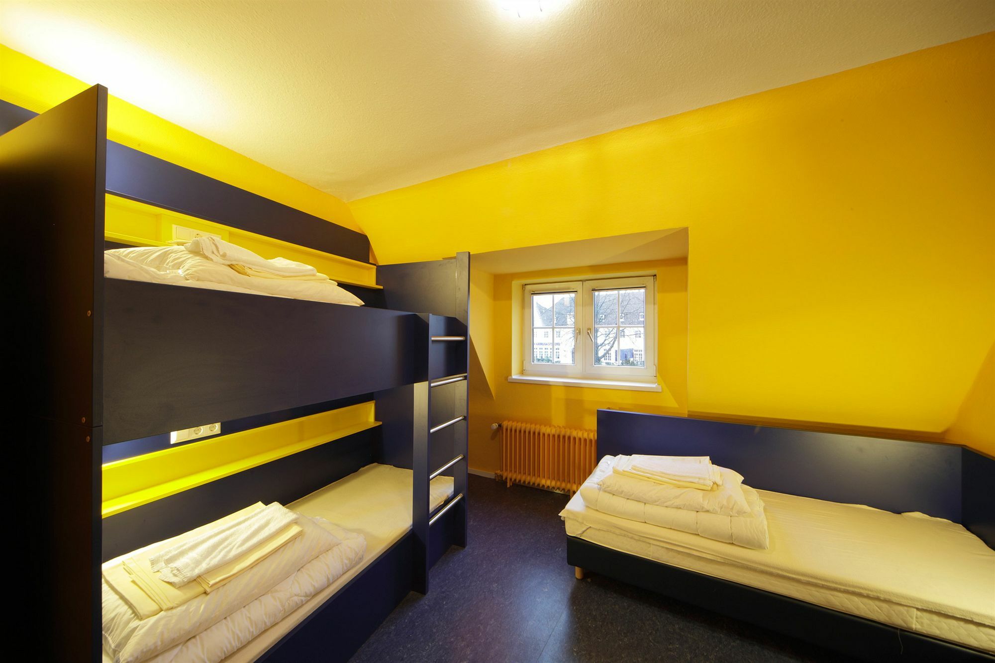Bed'nbudget Expo-hostel Hostel